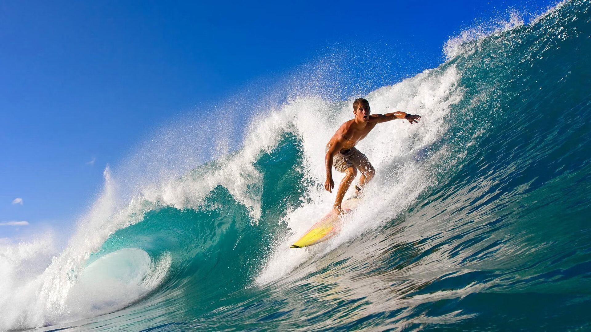 _太空滑雪：未来运动场景新体验_，太空滑板图片