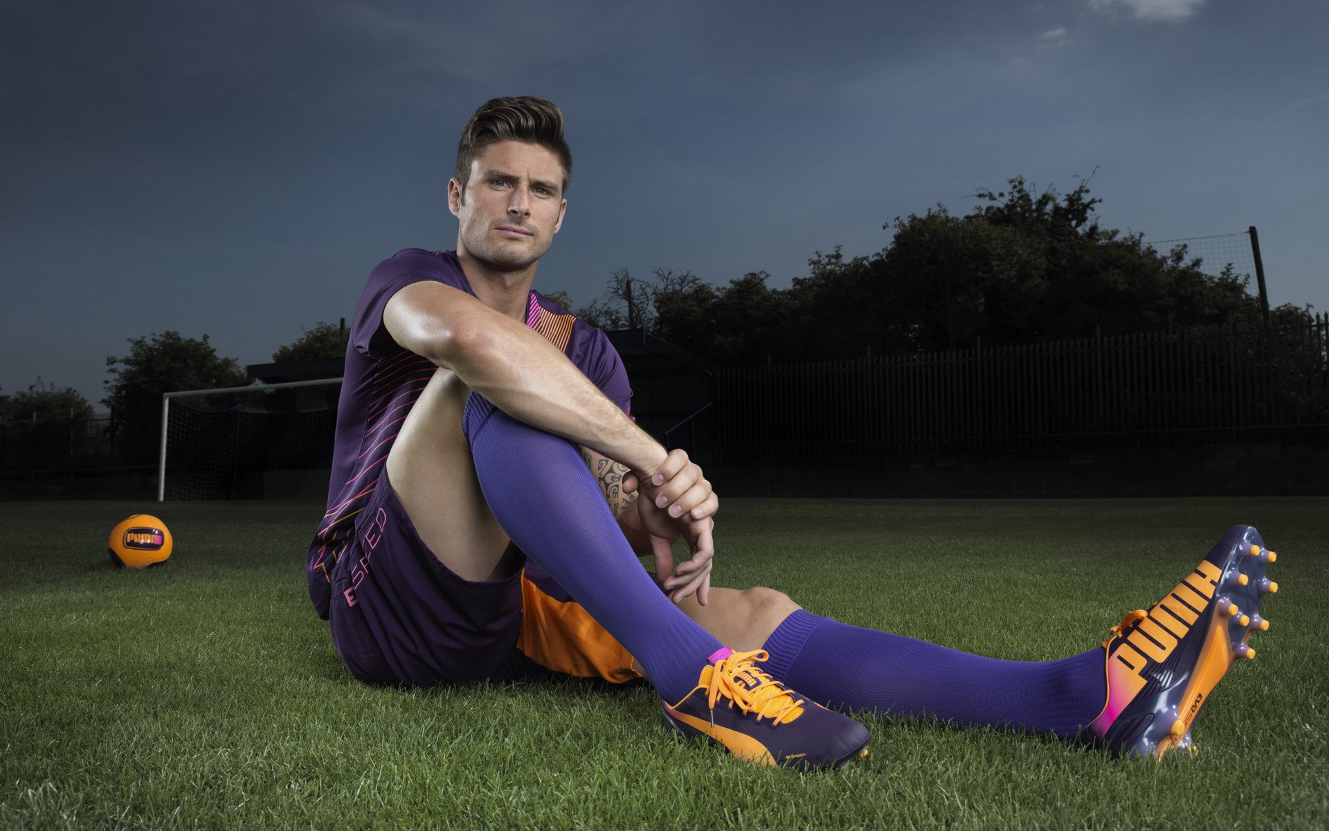 【现场直播】专家现场解读比赛中的关键战术和细节，比赛关键时刻