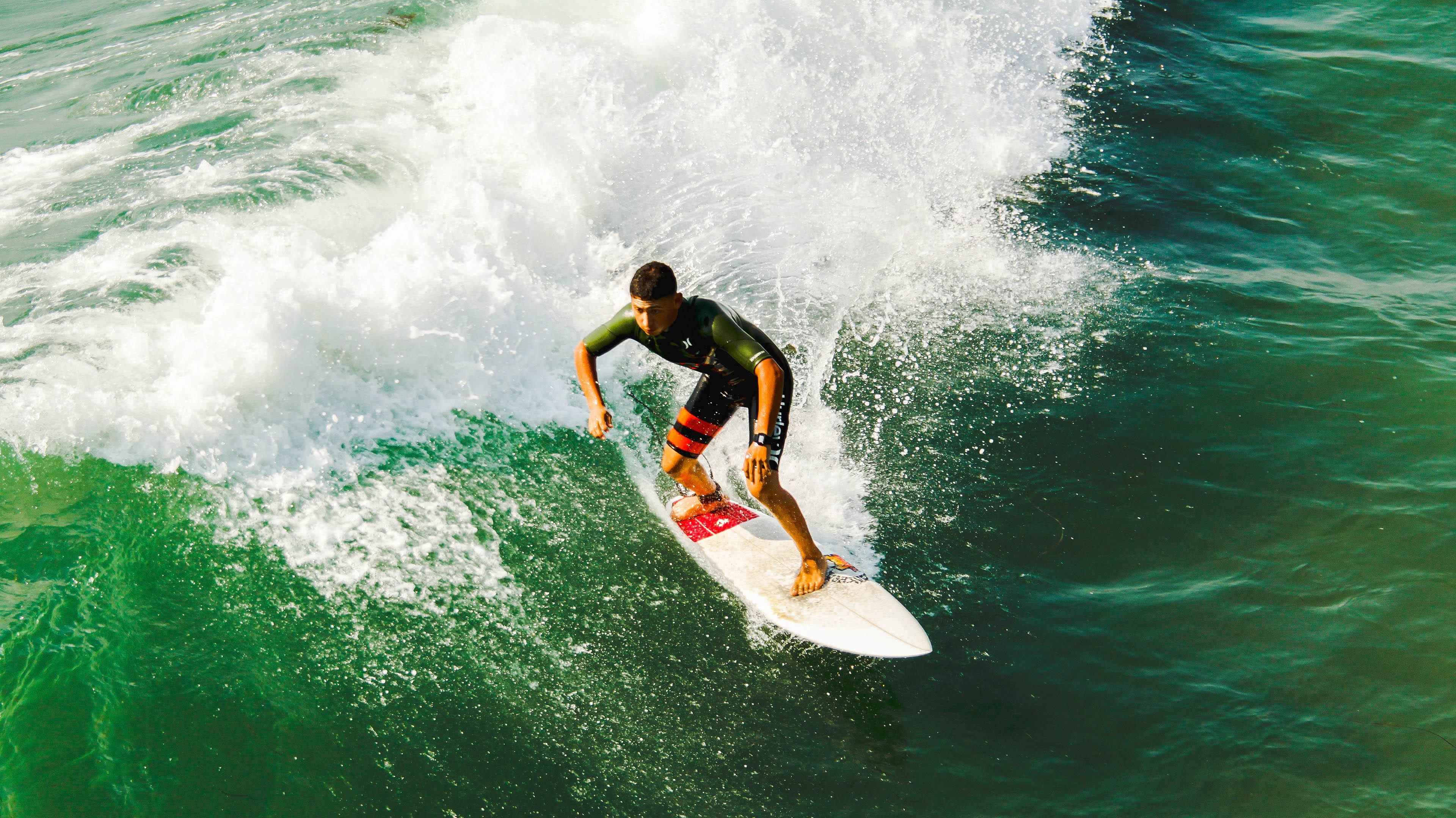 世界联赛赛场华彩绽放，惊险瞬间点燃激情，世界比赛视频