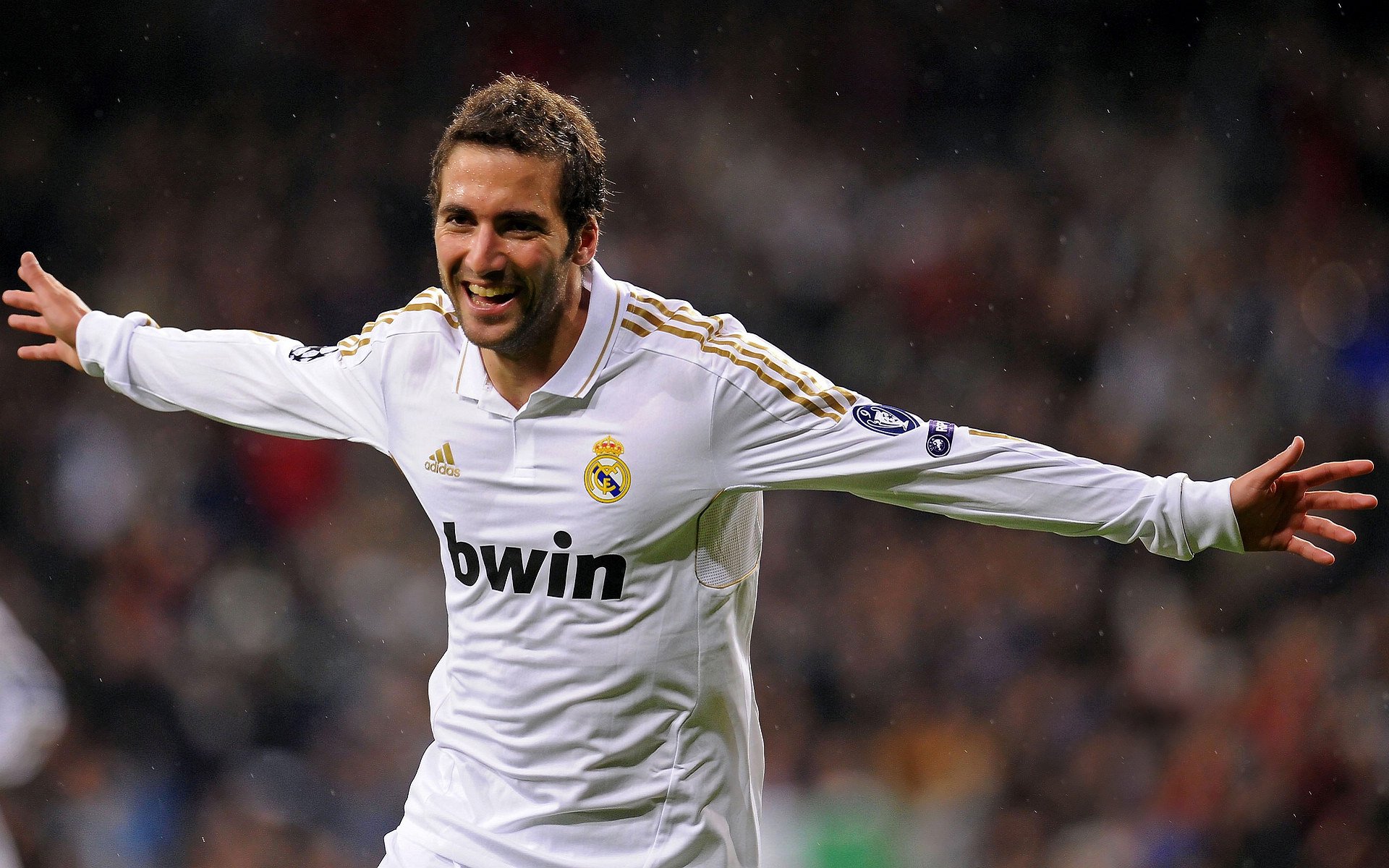 女足世界杯足球装备新升级，女足世界杯扩军