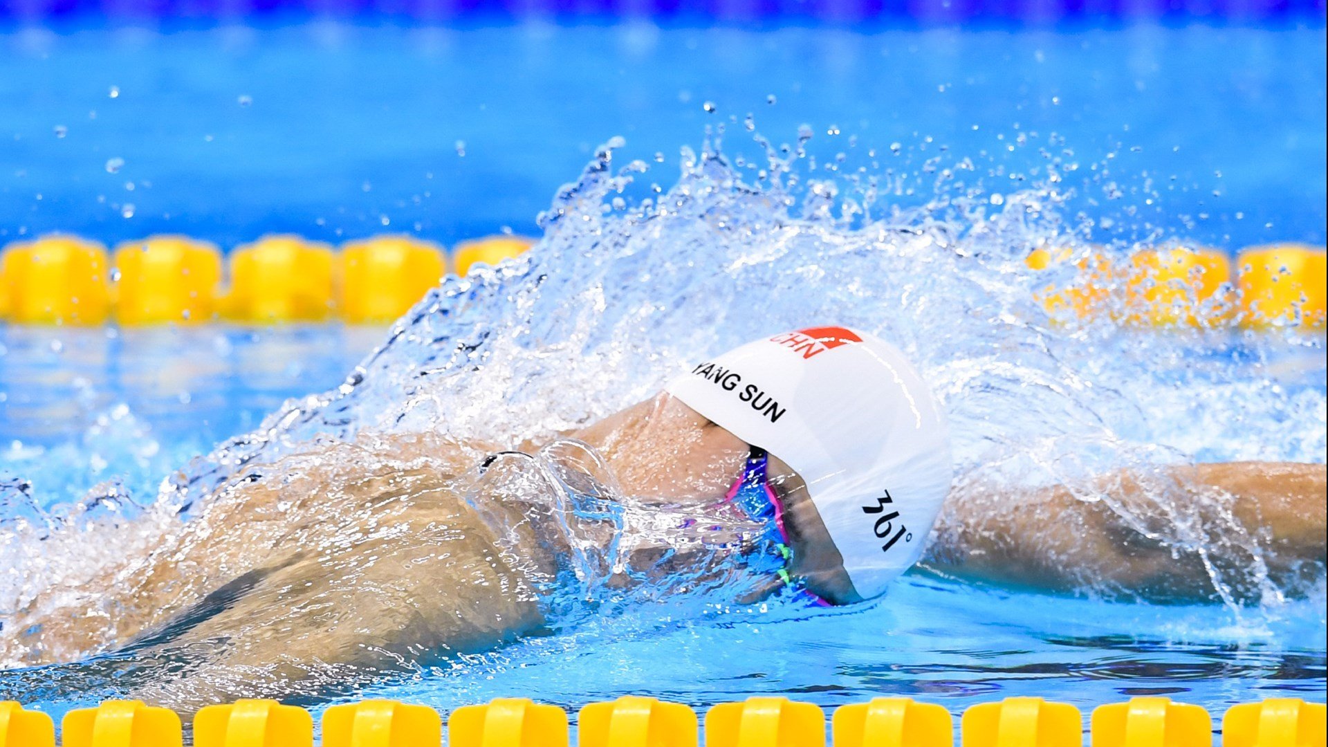 纽卡斯尔联主场击败布莱顿保级前景良好，纽卡斯尔联球场